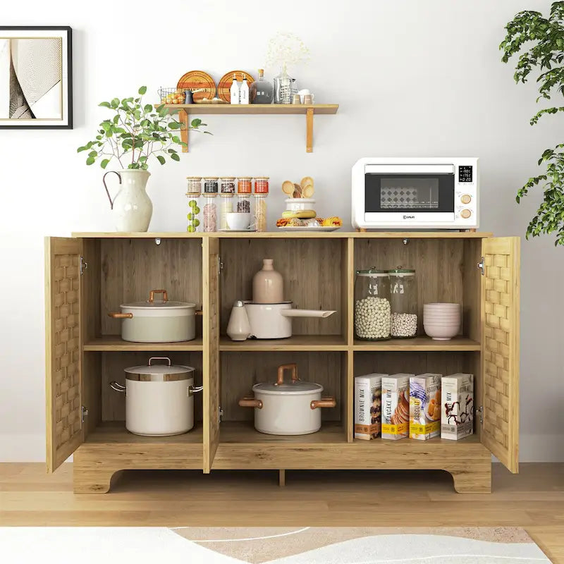 Buffet en bois avec étagère réglable