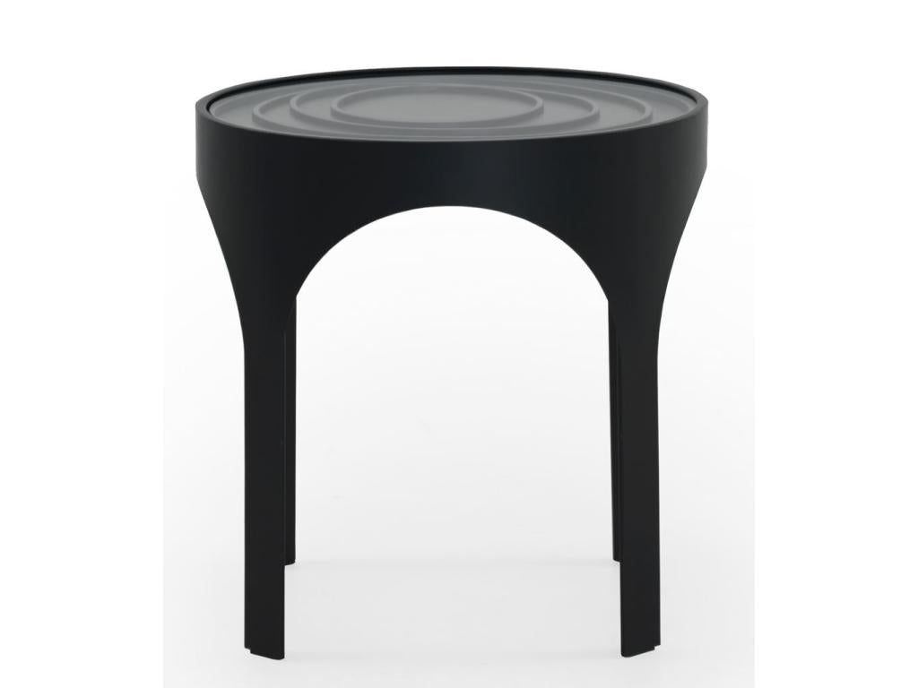 Table basse avec plateau en verre et métal noir